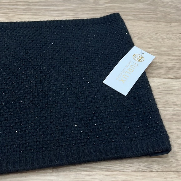 NWT FURLUX Wool/Cashmere Black Infinity Scarf Rhinestones - Picture 3 of 9